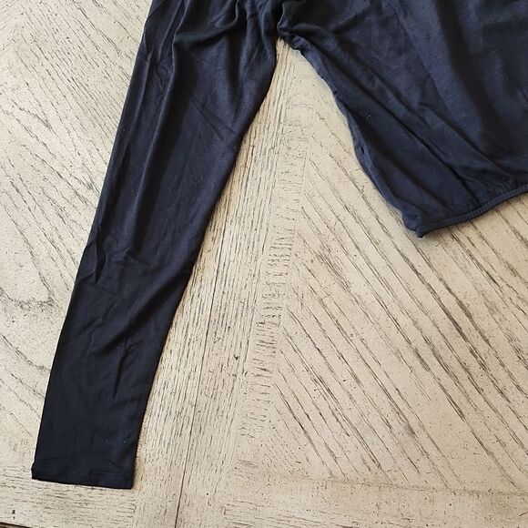 Black Long sleeve v neck top size M Splendid NWT - Picture 7 of 9